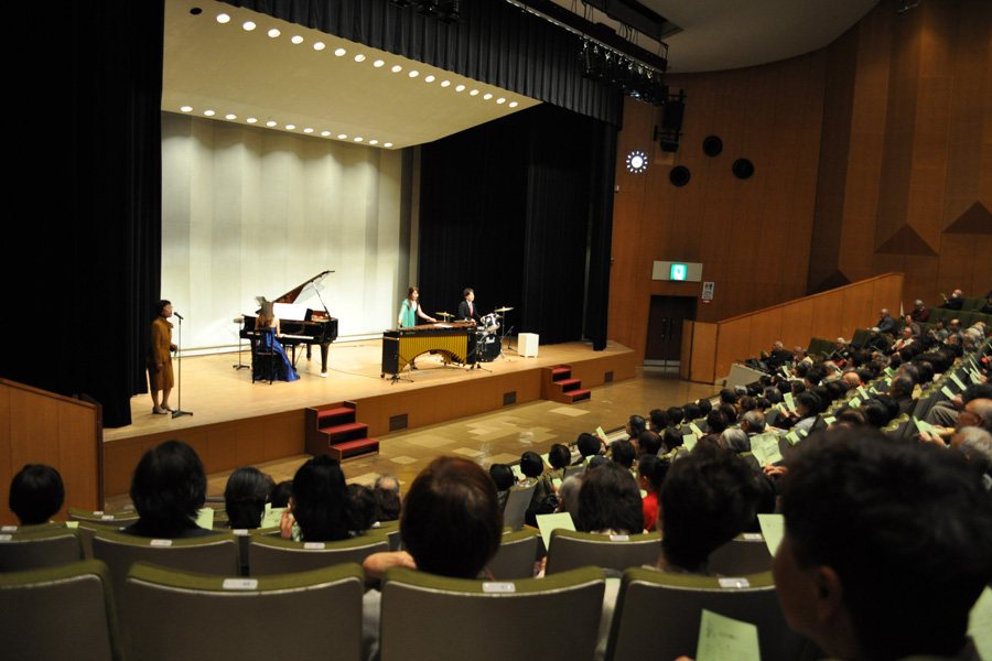 さいたま市民会館うらわで♪